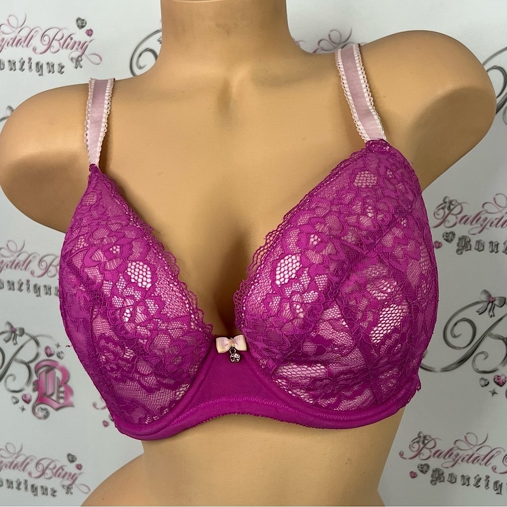 Ann summers bra lace pink diamond detail Elegant Lace Plunge Bra in Fuchsia